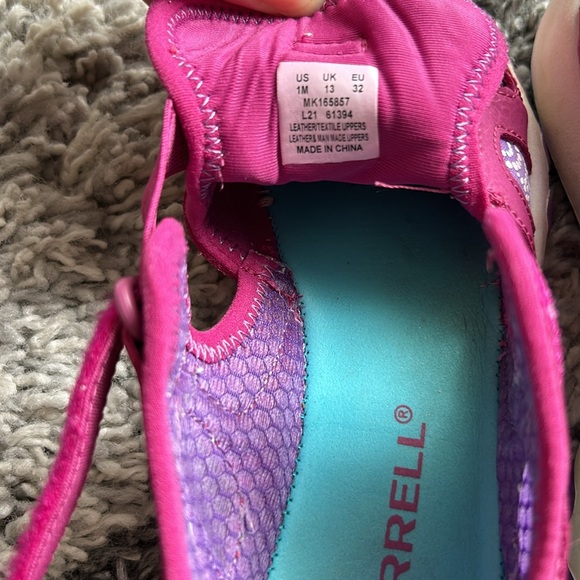 Merrell sturdy water shoes, color changing. Great condition - Picture 3 of 4